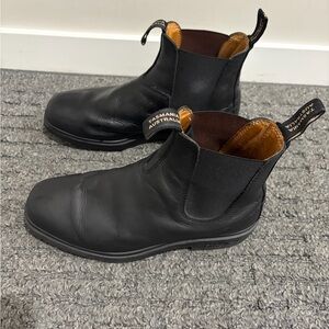 Blundstone Black Leather Ankle Boots